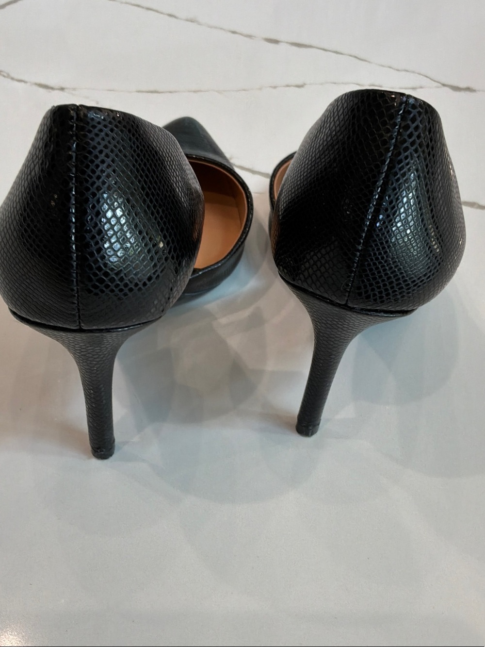 Jessica Simpson Size 7M Black Snakeskin-Texture Pointed Toe Pumps Heels - Picture 10 of 12